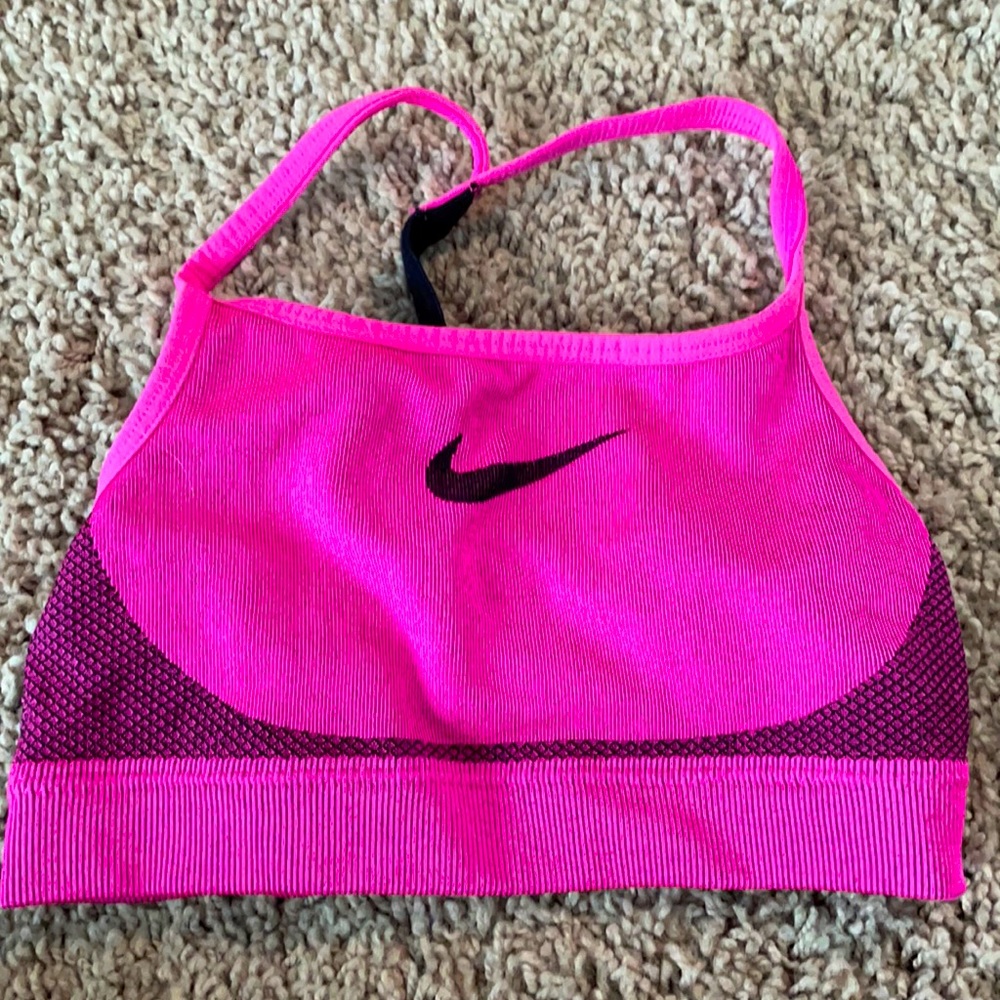 Nike bra youth xs